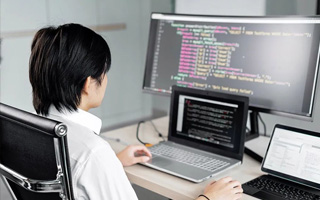 淮北 ,php声明和调用变量的符号是什么？
